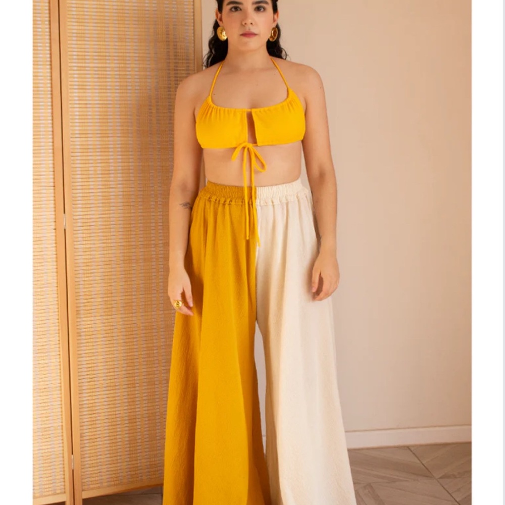 Chic Two-Tone Wide-Leg Pants - Picture 2 of 9